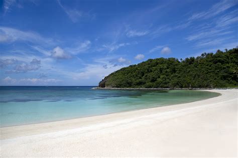 Top 14 Ilocos Norte Tourist Spots: White beaches, Heritage .